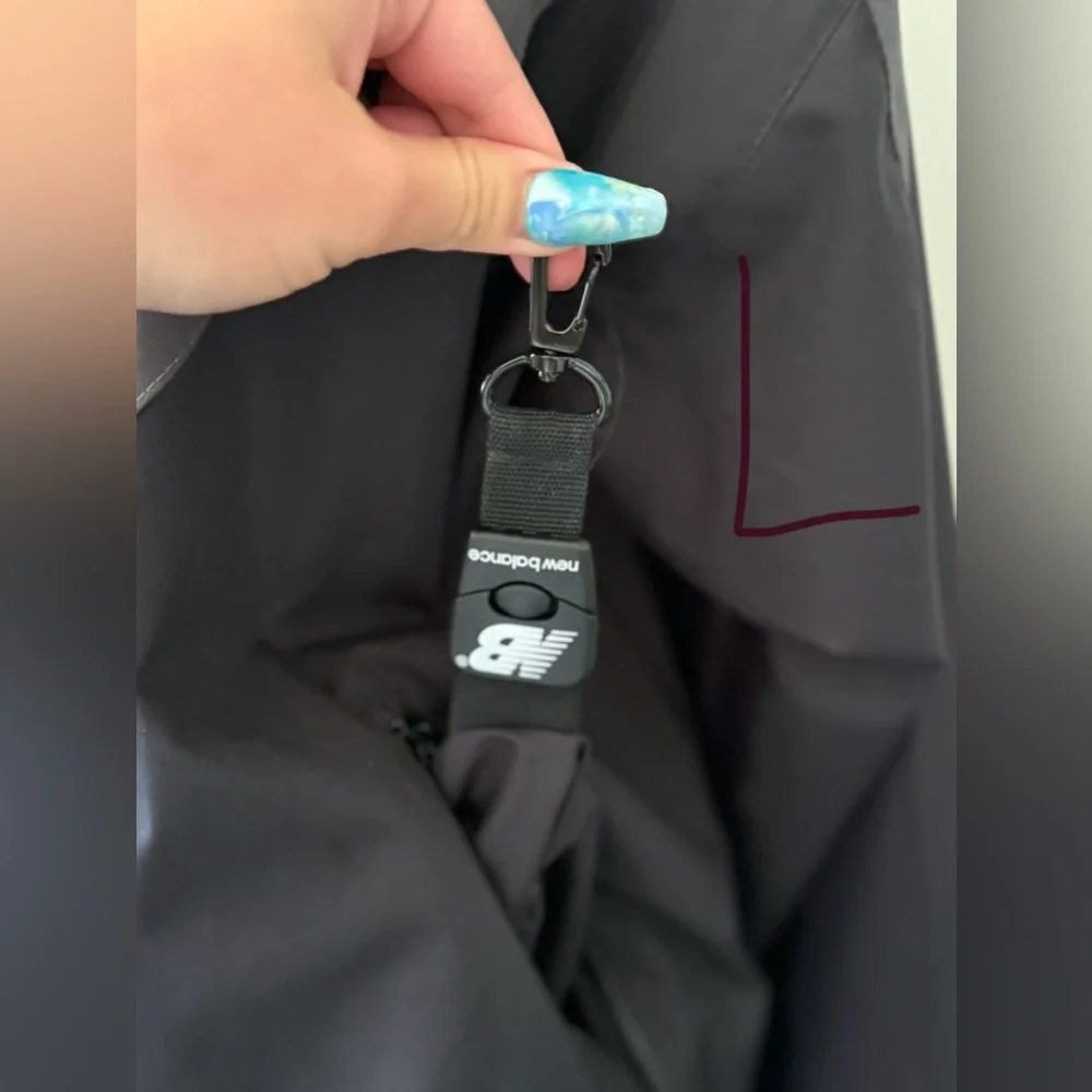 Women’s vintage New Balance windbreaker Jacket - Picture 7 of 16